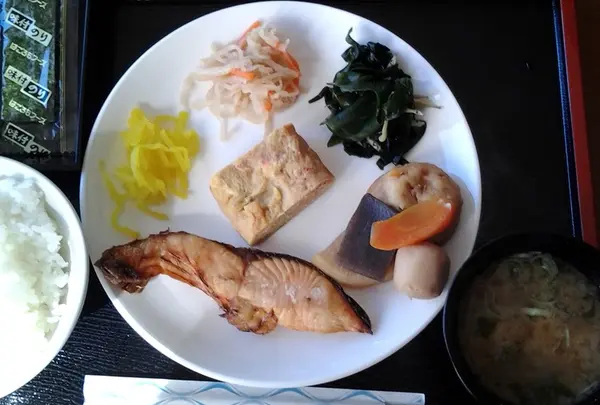 朝食