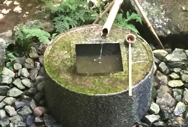 つくばい