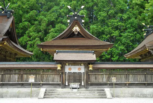 第三殿が本宮らしい