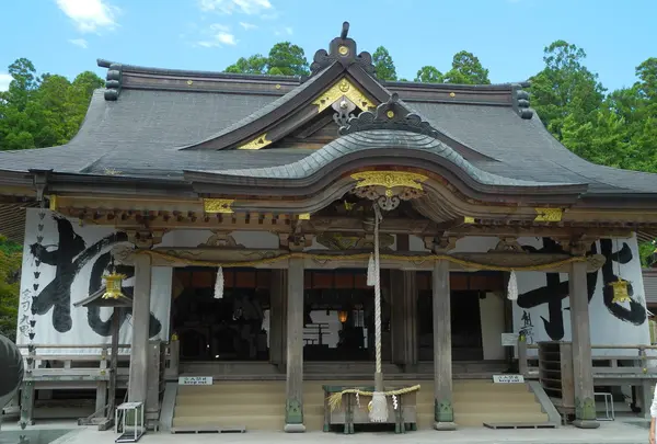 こちらが拝殿らしい