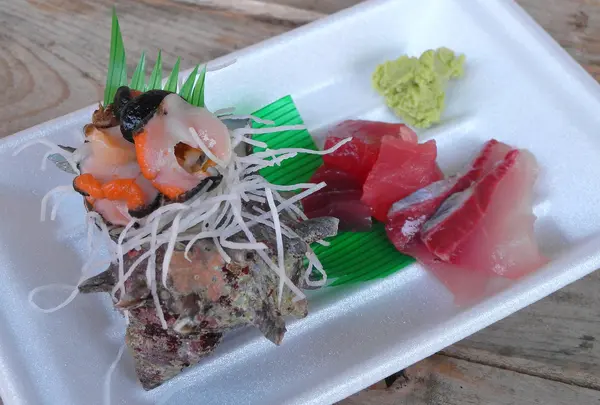 新鮮刺身が美味しい
