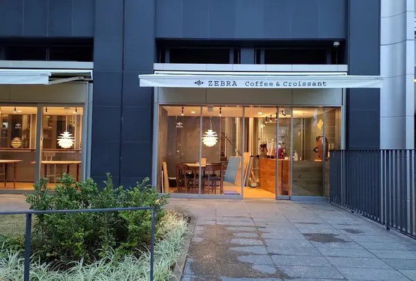 ZEBRA Coffee&Croissant 渋谷公園通り店