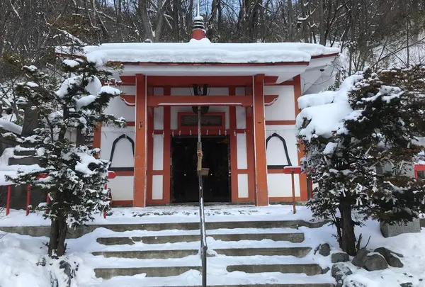 岩戸観音堂