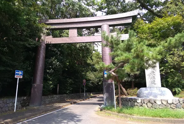 寒川神社一之鳥居