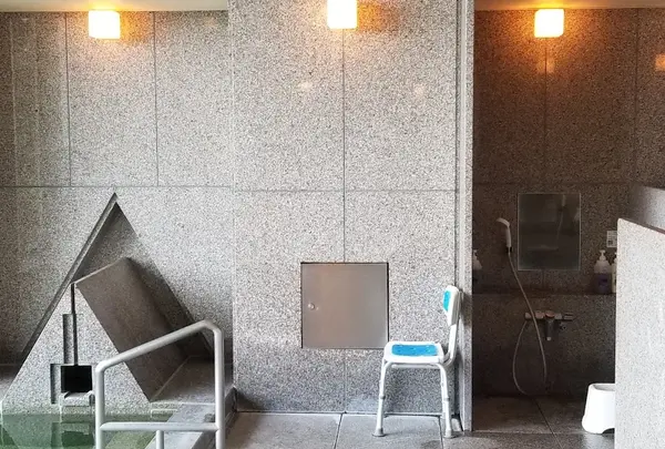 掬水亭