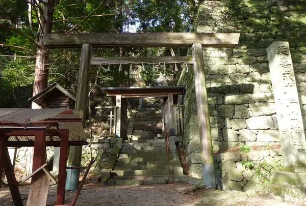 片山神社