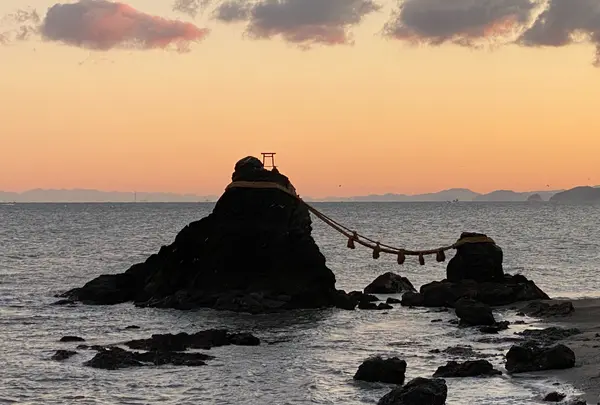 夫婦岩