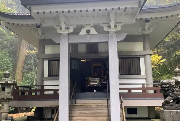 三面殿