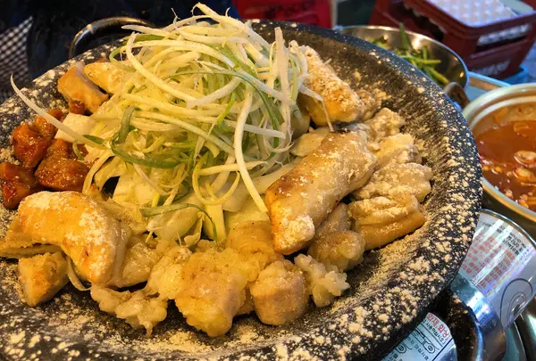 コプチャンイヤギ 新村店/곱창이야기 신촌점の写真・動画_image_1034442
