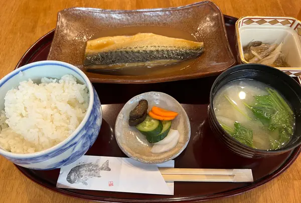 桐のや