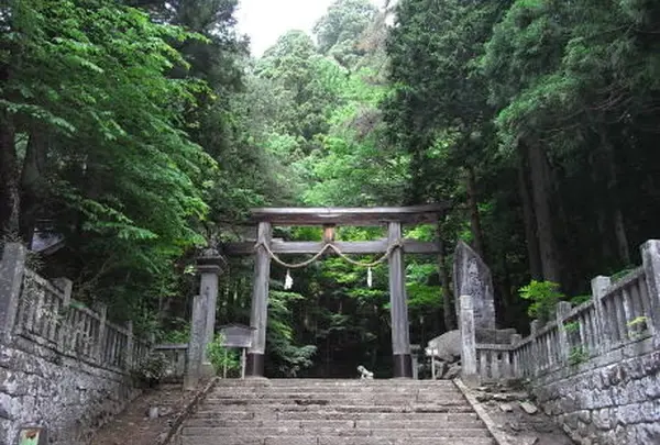 戸隠神社　宝光社