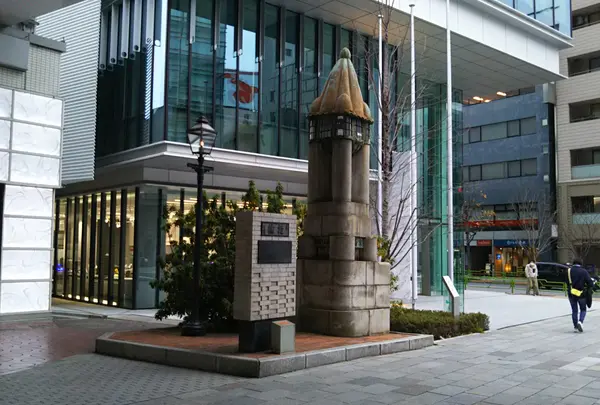 京橋記念碑