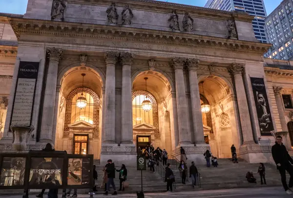 ニューヨーク公立図書館本館