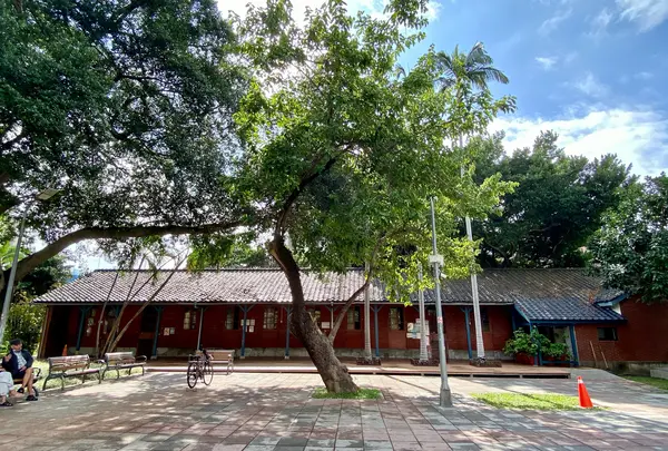 和平青草園(仁濟療養院跡)