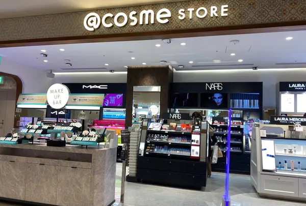 【NEWoMan横浜 5・6F】@cosme STORE