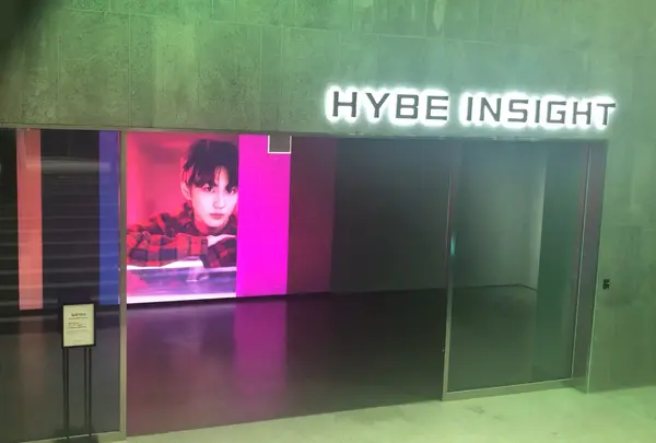 HYBE INSIGHT／하이브 인사이트の写真・動画_image_1061557