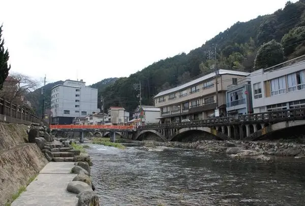 湯本温泉
