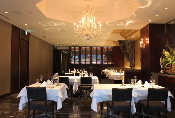 銀座　ハプスブルク・ファイルヒェン