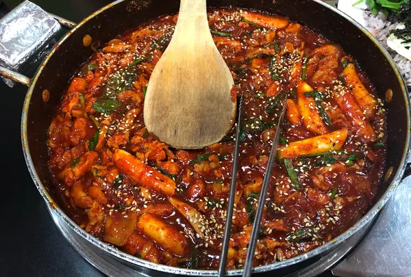 덕이닭갈비닭찜 강남직영점