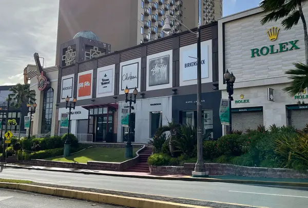 The Plaza Shopping Centerの写真・動画_image_1065701