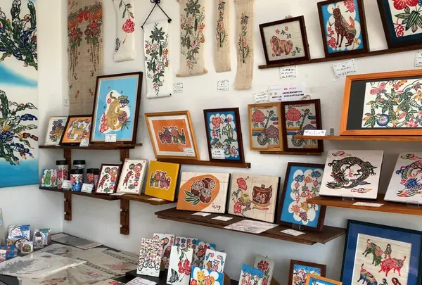 沖縄クラフトショップ 美らむん屋