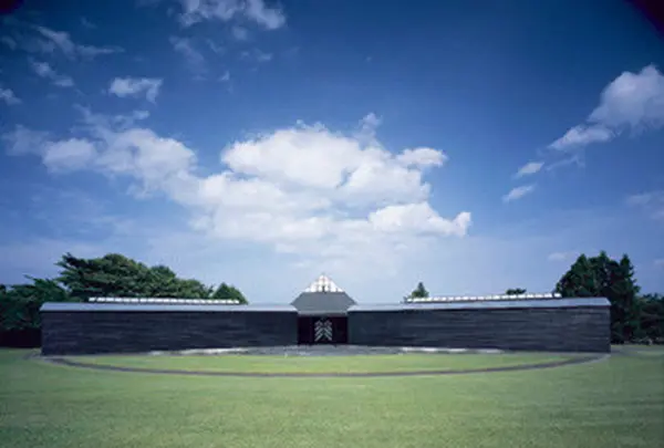 ハラ ミュージアム アーク