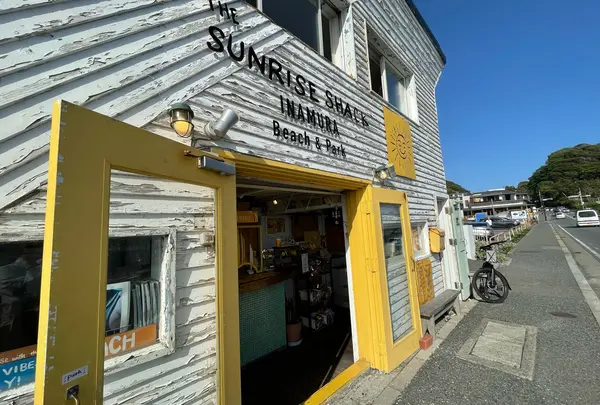 サンライズシャック 稲村ヶ崎本店（The Sunrise Shack  INAMURA Beach & Park）の写真・動画_image_1102702