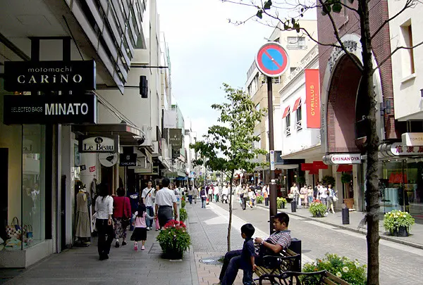 横浜・元町商店街