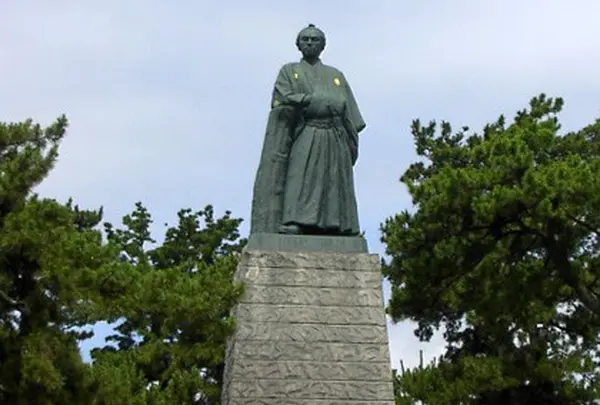 坂本龍馬の銅像