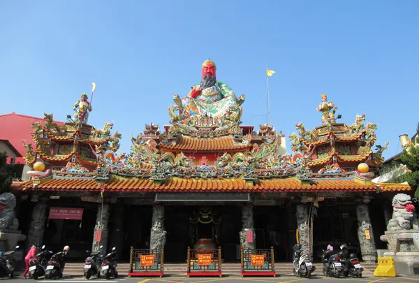 台中南天宮関聖帝君