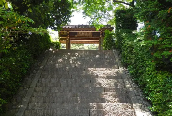 吉良公の菩提寺、華蔵寺