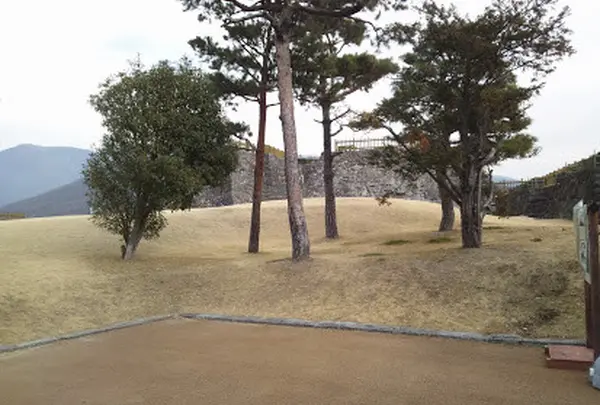 舞鶴城公園