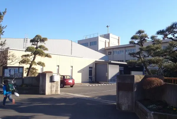 茅ヶ崎第一中学校