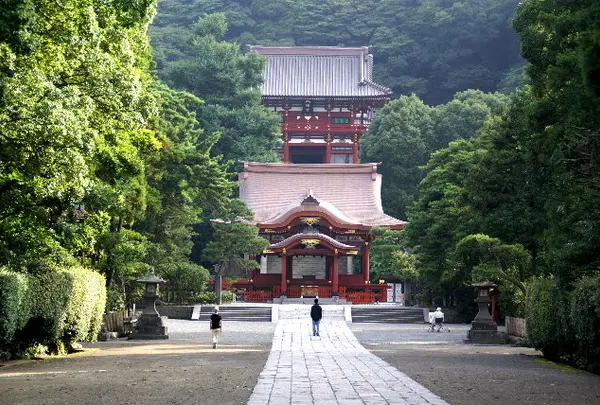 鶴岡八幡宮