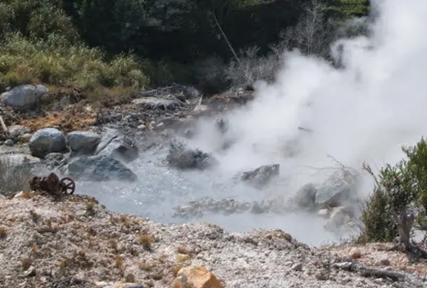 硫黄谷温泉