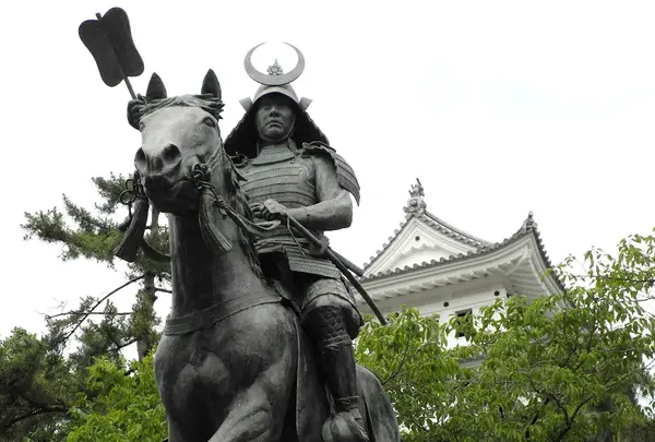 大垣城