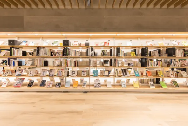 天文館図書館