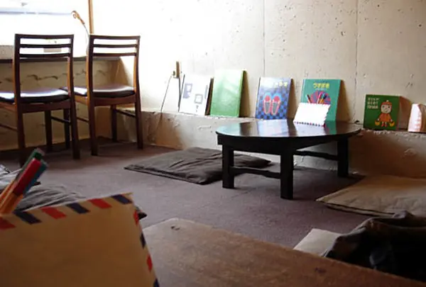 cafe apartment