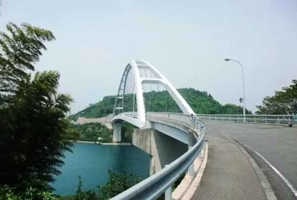 中の瀬戸大橋