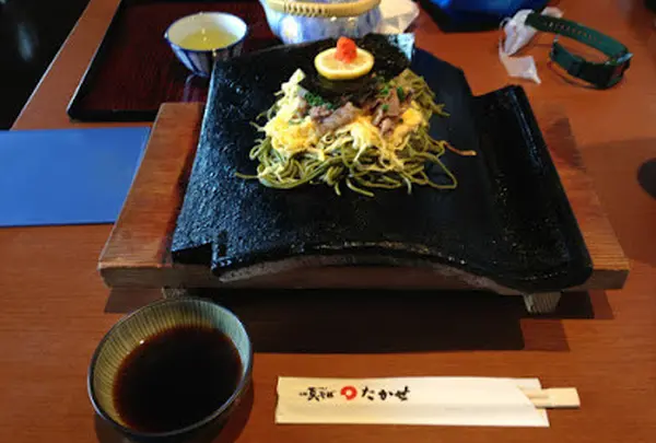 元祖瓦そば たかせ 門司港レトロ店