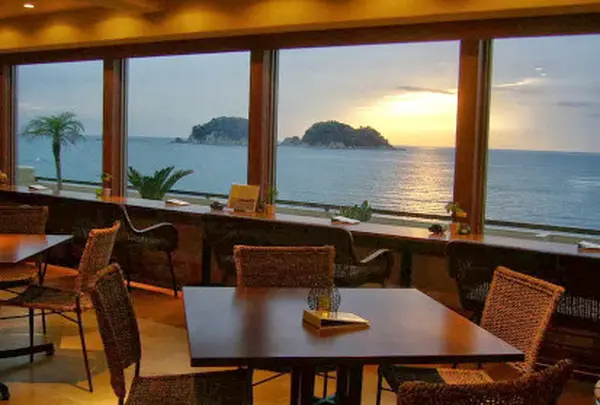 カフェ ド マンマ