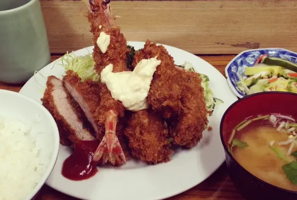 とんかつ 八千代
