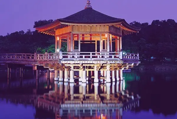 浮見堂