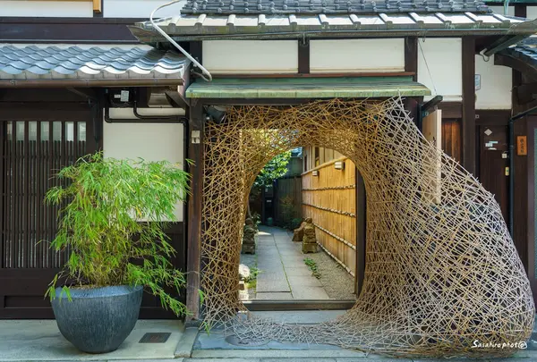 夢工房 [Yumekoubou Antique Kyoto]