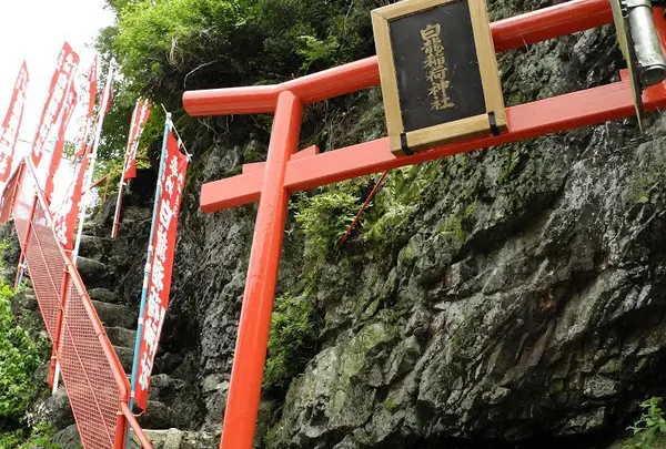 神社とお寺をお忘れなく