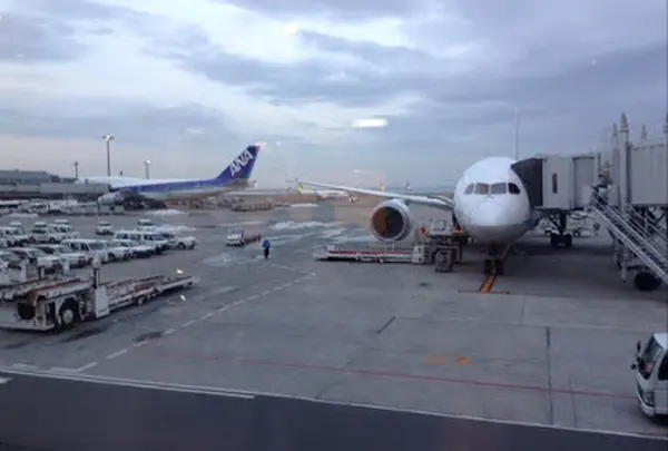 大阪国際空港（伊丹空港）