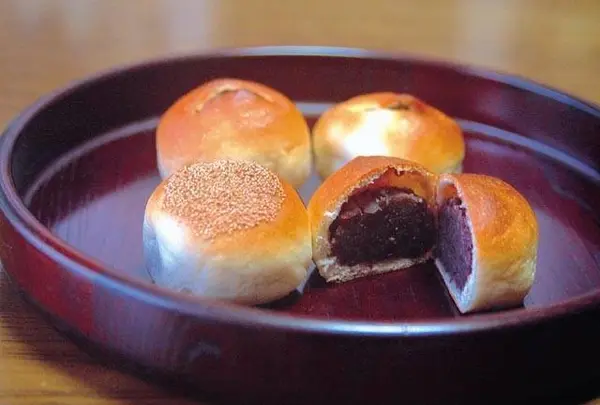 柳屋ベーカリー