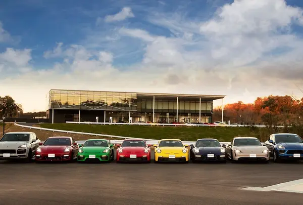 ポルシェ・エクスペリエンスセンター東京 (Porsche Experience Center Tokyo)