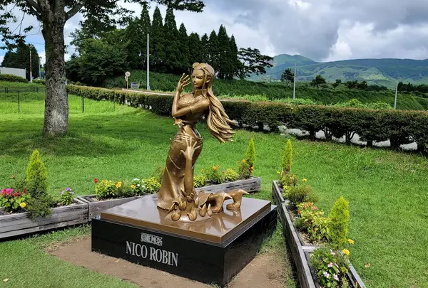 ロビン像