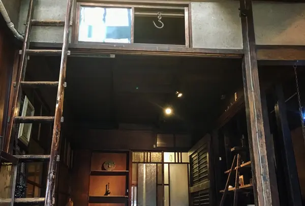 こっとう画餅洞